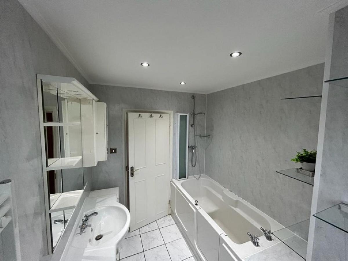 Serene Ocean Side Apartment Btn Μπράιτον Εξωτερικό φωτογραφία